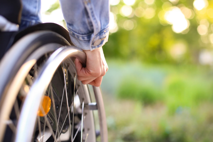 Progetto “Abilmente – lo sci per tutte le abilità”: Vademecum e video formazione per gli operatori
